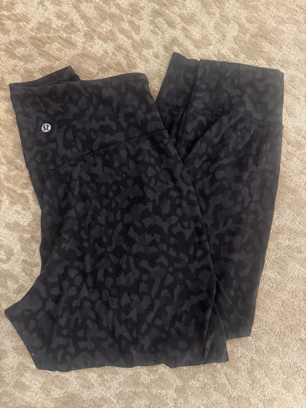 lululemon athletica Align Black & Charcoal Leopard Print High-Rise crop Joggers